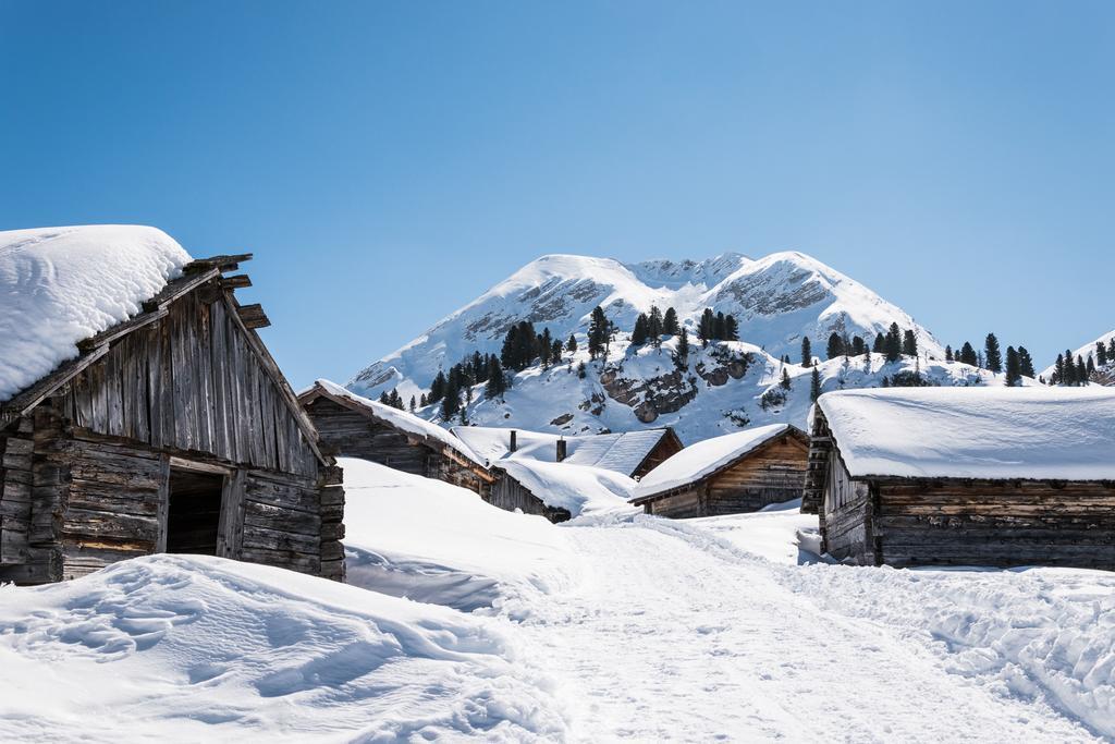 Hotel Conturines San Cassiano  Eksteriør billede